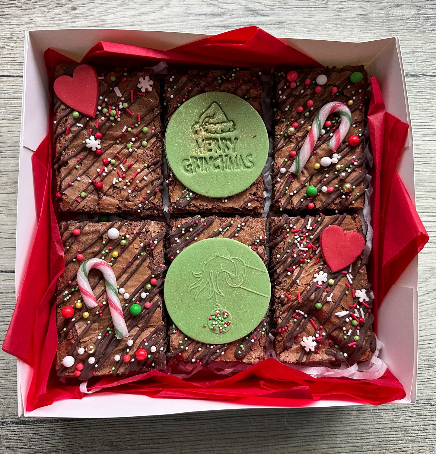 Merry Grinchmas Brownie Boxes.